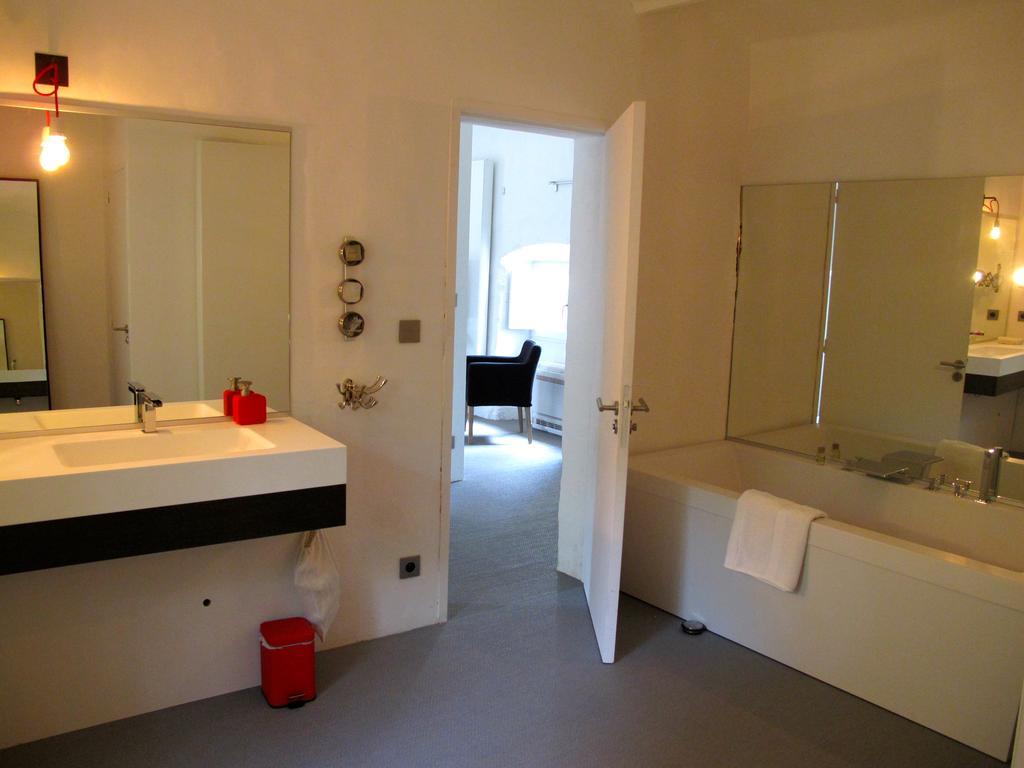 Chambres De L'Artemise & Spa Uzes Ngoại thất bức ảnh